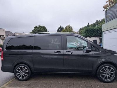 Mercedes V250
