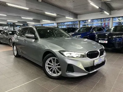 Używany BMW 320 Shadowline 190 KM (139 kW) 2023 Szary Kombi