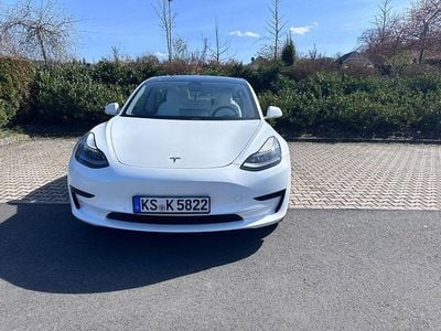 Gebraucht Tesla Model 3 Standard Range 225 kW (306 PS) 2020 Weiß Limousine