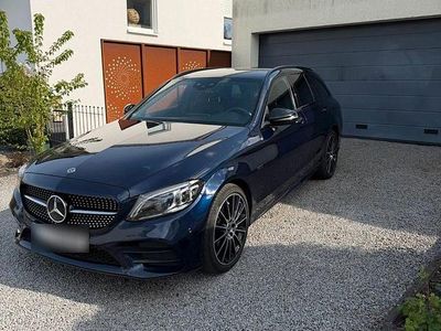 Usata Mercedes C300e AMG line 306 CV (225 kW) 2020 Blu Station wagon