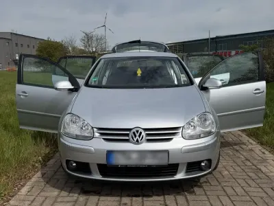 Gebraucht VW Golf V 105 PS (77 kW) 2007 Silber Limousine
