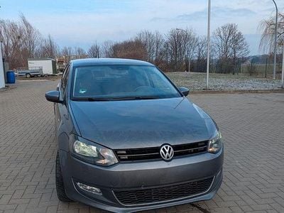 Grau Gebraucht 2013 VW Polo Life Kleinwagen | 5.600 € (Guter Preis)