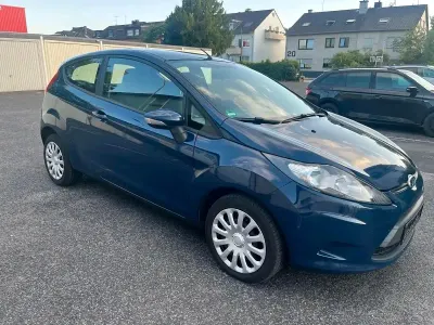 Usata Ford Fiesta 60 CV (44 kW) 2009 Blu Berlina