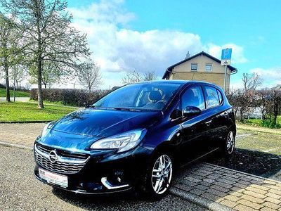 Usado Opel Corsa Innovation 116 HP (85 kW) 2015 Verde Citadino
