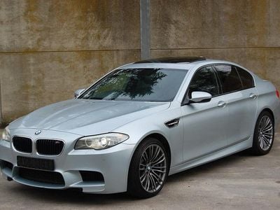 Blau Gebraucht 2013 BMW M5 Limousine | 17.900 €
