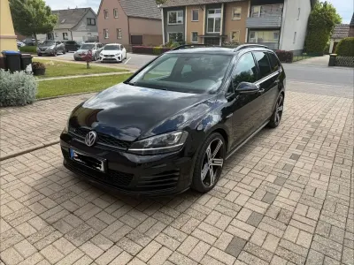 Second-hand VW Golf VII GTD 184 CP (135 kW) 2015 Negru Break