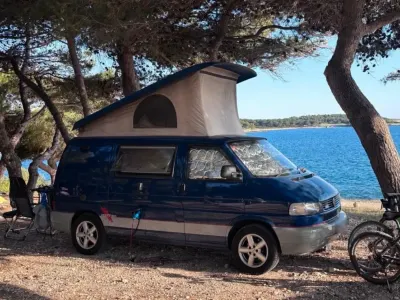 Gebraucht VW T4 102 PS (75 kW) 2000 Blau Van