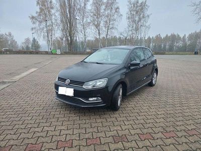 Second-hand VW Polo Comfortline 90 CP (66 kW) 2014 Negru