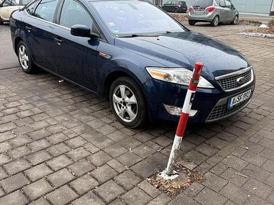 Blau Gebraucht 2010 Ford Mondeo Limousine | 3.700 € (Teuer)