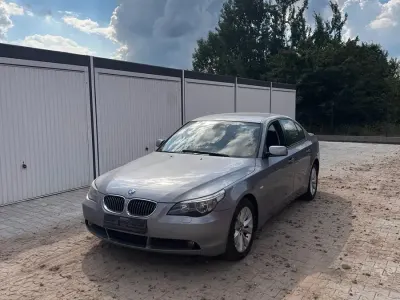 Gebraucht BMW 523 177 PS (130 kW) 2005 Grau Limousine