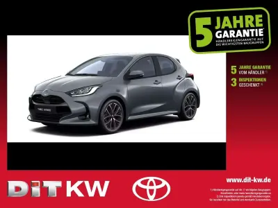 Neu Toyota Yaris 116 PS (85 kW) 2026 Grau Kleinwagen