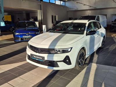 Lack weiss banquise/typ aussenverkleidung spiegel flach standard Gebraucht 2024 Opel Astra Kombi | 25.980 € (Fairer Preis)