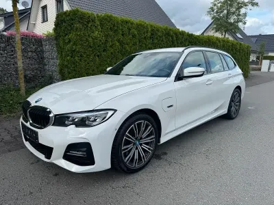 Gebraucht BMW 330e