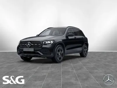 Używany Mercedes GLC200 AMG 197 KM (144 kW) 2020 Czarny SUV