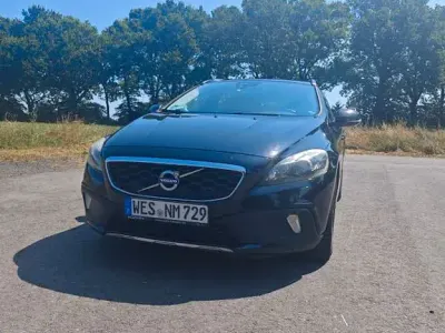 Gebraucht Volvo V40 CC You! 150 PS (110 kW) 2014 Schwarz Kombi