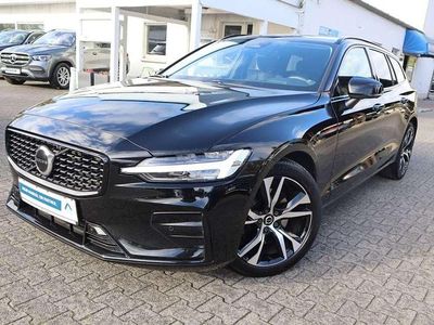 Gebraucht Volvo V60 Plus 197 PS (144 kW) 2022 Black solid stone Kombi