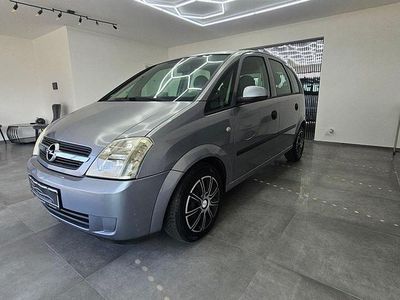 Usata Opel Meriva 101 CV (74 kW) 2003 Argento Monovolume