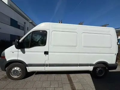 Używany Renault Master 101 KM (74 kW) 2009 Biały Van