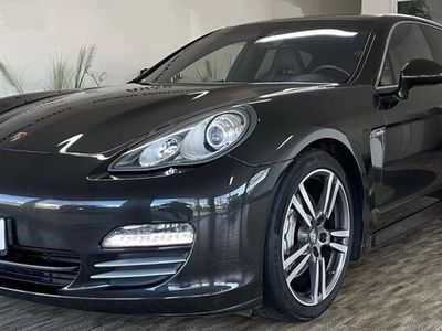 Porsche Panamera 4S