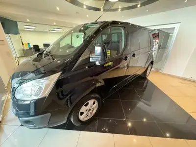 Gebraucht Ford Transit Custom Trend 240 PS (176 kW) 2017 Frostweiß Van
