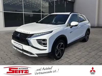 Gebraucht Mitsubishi Eclipse Cross Plus 188 PS (138 kW) 2023 Weiß SUV