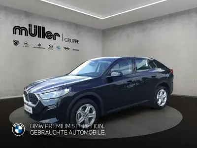 Gebraucht BMW X2 Efficient Dynamics 163 PS (119 kW) 2025 Saphirschwarz (metallic) SUV