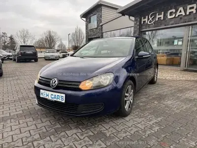 Gebraucht VW Golf VI Comfortline 110 PS (80 kW) 2009 Blau Kleinwagen