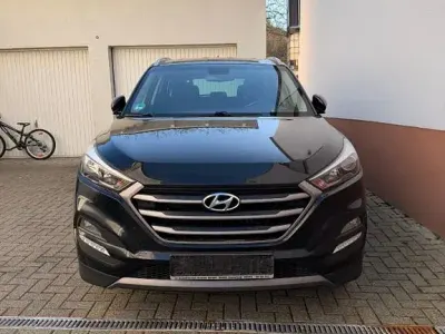 Gebraucht Hyundai Tucson Classic 132 PS (97 kW) 2015 Schwarz SUV