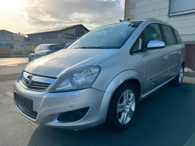 Gebraucht Opel Zafira 140 PS (102 kW) 2008 Silber Van / Kleinbus