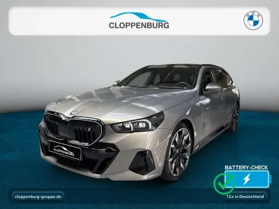Gebraucht BMW i5 Performance 250 kW (340 PS) 2024 Oxidgrau ii Kombi