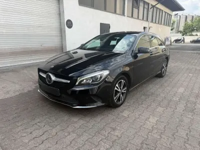 Gebraucht Mercedes CLA220 177 PS (130 kW) 2018 Kosmosschwarz Coupé