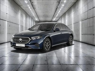 Blau Gebraucht 2024 Mercedes E200 Avantgarde Limousine | 47.990 € (Guter Preis)
