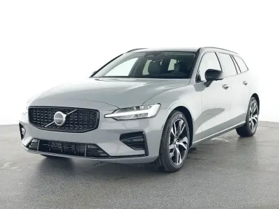 Usata Volvo V60 Plus 197 CV (144 kW) 2025 Grigio Station wagon