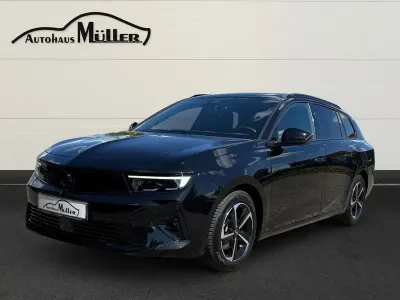 Gebraucht Opel Astra 145 PS (106 kW) 2025 Lackierung schwarz perla nera/ Kleinwagen