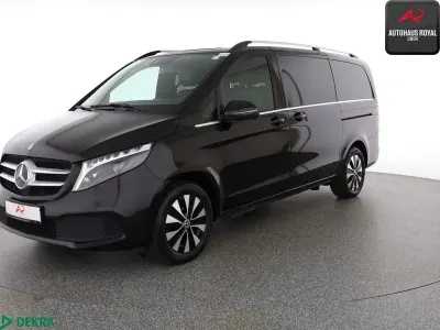 Gebraucht Mercedes V250 Avantgarde 190 PS (139 kW) 2023 Obsidianschwarz Van / Kleinbus