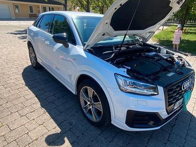 Gebraucht Audi Q2 Design 150 PS (110 kW) 2020 Weiß SUV