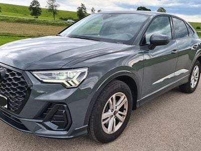 Grau Gebraucht 2022 Audi Q3 Sportback SUV | 36.950 € (Fairer Preis)