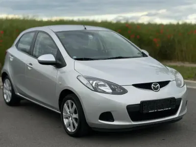 Gebraucht Mazda 2 75 PS (55 kW) 2008 Grau Kleinwagen