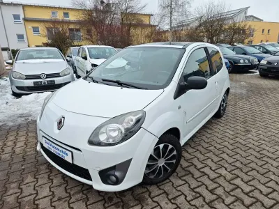 Gebraucht Renault Twingo Night&Day 75 PS (55 kW) 2011 Weiß Kleinwagen
