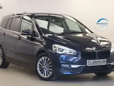 Gebraucht BMW 218 Gran Tourer Luxury Line 140 PS (102 kW) 2018 Blau Van / Kleinbus