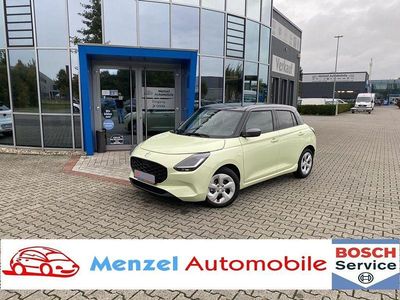 Gelb Gebraucht 2025 Suzuki Swift Comfort Kleinwagen | 17.490 € (Fairer Preis)