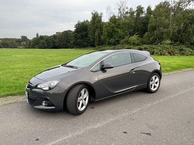 Opel Astra GTC