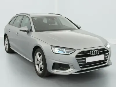 Gebraucht Audi A4 Design 163 PS (119 kW) 2022 Grau (argent fleuret) Kombi