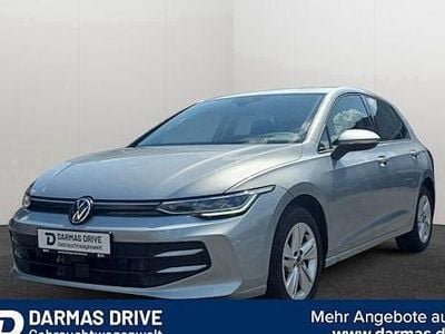 Oyster silver metallic Gebraucht 2024 VW Golf Life Limousine | 22.990 € (Guter Preis)