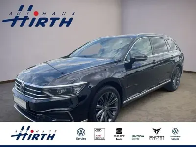 Gebraucht VW Passat GTE 218 PS (160 kW) 2021 Black metallic Kombi