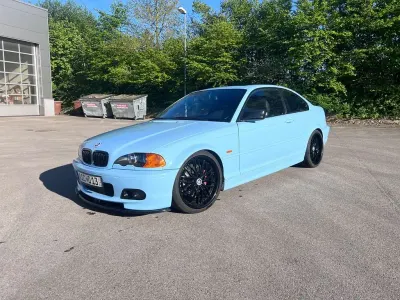 Usata BMW 323 M Sport 170 CV (125 kW) 1999 Blu Coupé