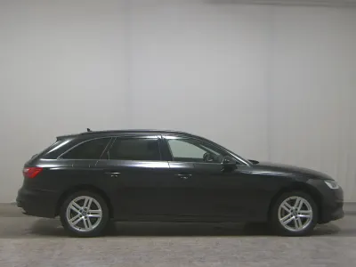 Begagnad Audi A4 Sport 231 HK (169 kW) 2020 Svart Kombi