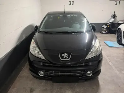 Gebraucht Peugeot 207 CC 109 PS (80 kW) 2008 Schwarz Cabrio
