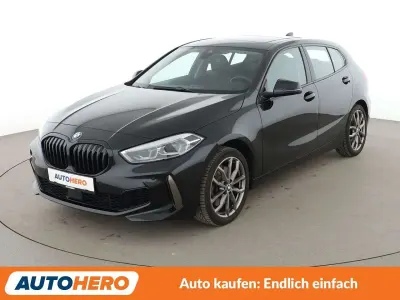 Gebraucht BMW 120 Luxury Line 178 PS (130 kW) 2021 Saphirschwarz Kleinwagen