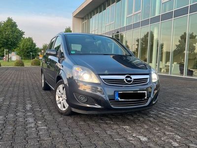 gebraucht Opel Zafira 1.6 ECOFLEX 111 Jahre Edition TÜV NEU